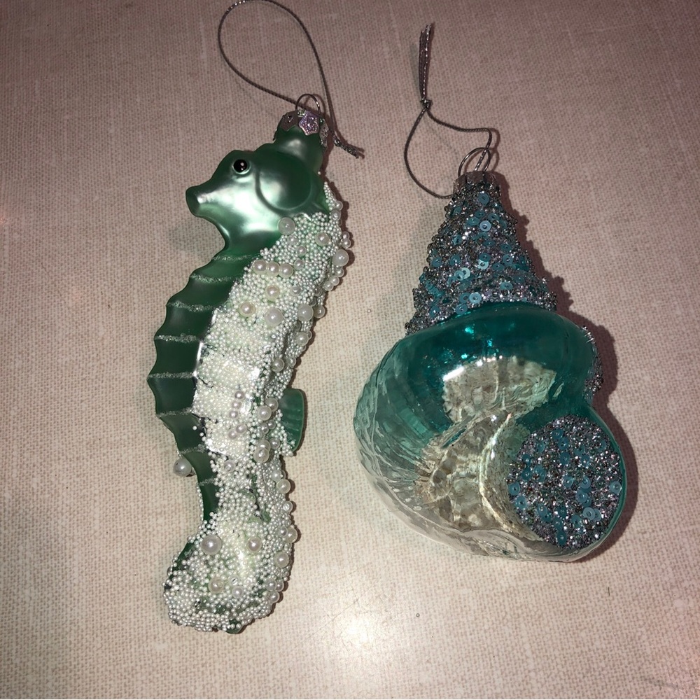 Seahorse shell Glass Christmas Ornament set (2)‎ Nautical Beaded Sequins